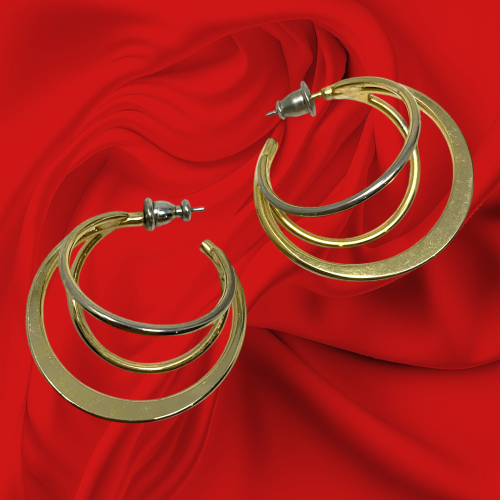 Vtg Y2K Gold Tone Triple Hoop Dimensional Earrings Pierced Avant Garde Modernist